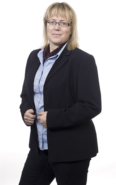 Bettina Heubl, Diplom-Ökonomin